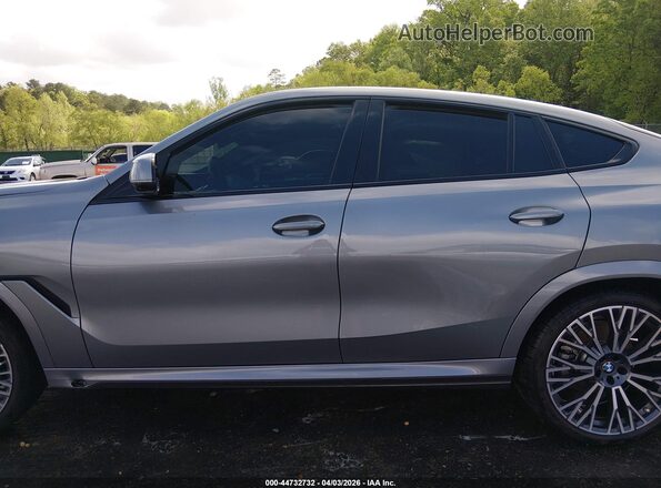 5UX33EX0XS9Z00795 2025 BMW X6 Gray Vista interior de 360 grados