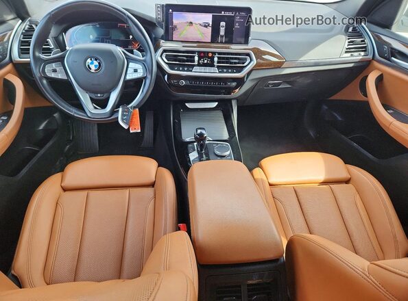 5UX43DP02N9K26029 2022 BMW X3 White Вид панелі приладів