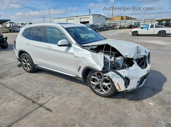 5UX43DP02N9K26029 2022 BMW X3 White Передня права чверть
