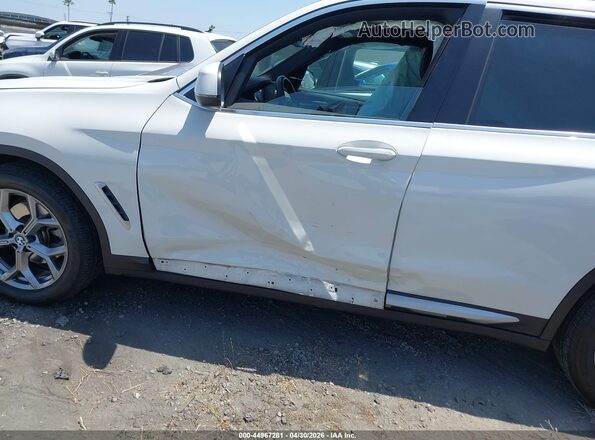 5UX43DP05R9W54103 2024 BMW X3 White Widok z przodu