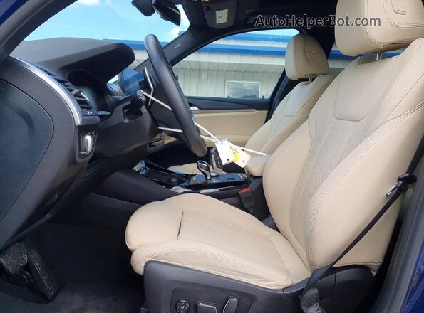 5UX43DP09R9U28811 2024 BMW X3 Blue Սալոնի դիմացի տեսք