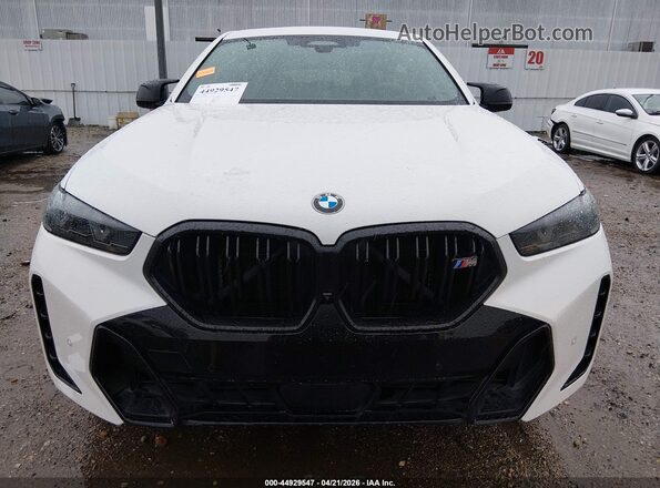5UX43EX08R9V08493 2024 BMW X6 White Вид задньої частини салону
