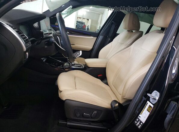 5UX53DP06R9W79516 2024 BMW X3 Black Vista interior delantera