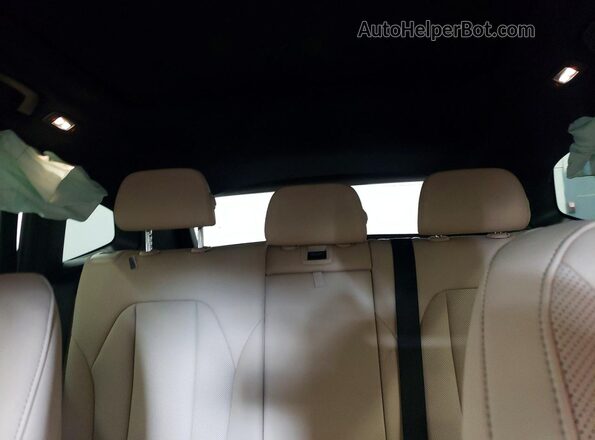 5UX53DP06R9W79516 2024 BMW X3 Black Vista de los asientos traseros