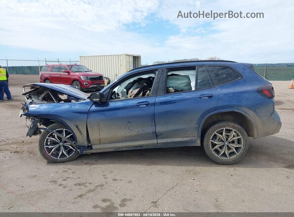 5UX53DP07N9N28548 2022 BMW X3 Blue Widok wnętrza z tyłu