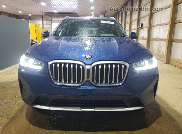 5UX53DP08N9M35425 2022 BMW X3 Blue Widok z przodu
