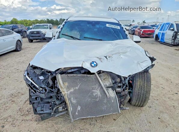 5UX53DP08R9W13386 2024 BMW X3 White წინა ხედი