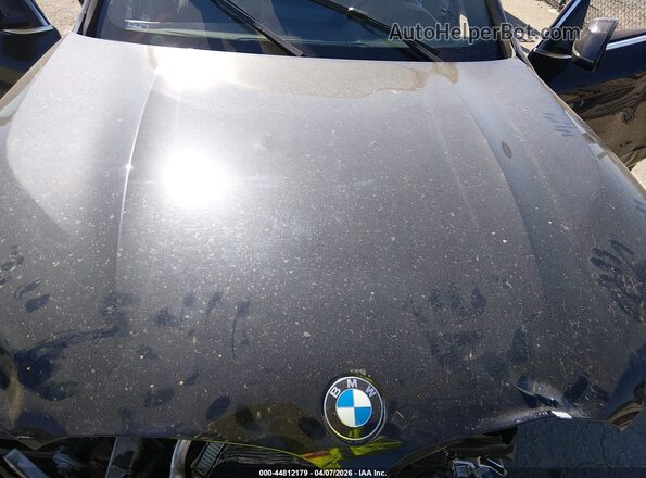 5UX53DP09N9J61524 2022 BMW X3 Black Widok z tyłu