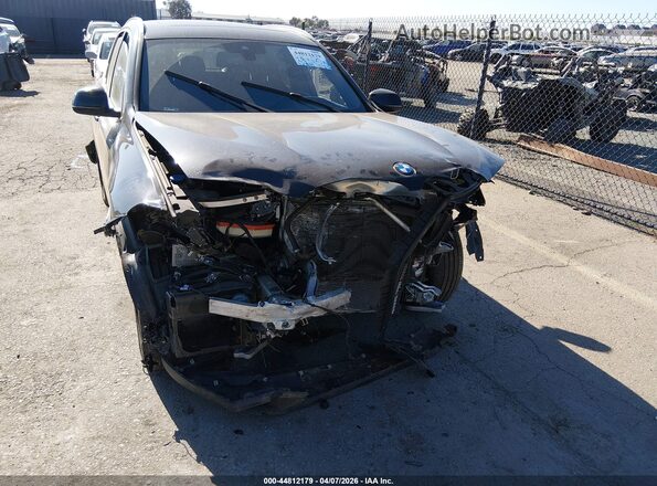 5UX53DP09N9J61524 2022 BMW X3 Black Widok z przodu