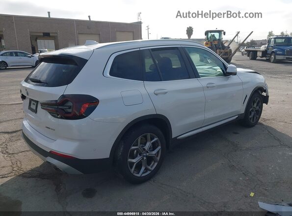 5UX53DP09R9V98218 2024 BMW X3 White Trasero derecho