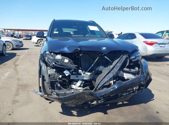 5UX53DP09R9W40368 2024 BMW X3 Black წინა ხედი