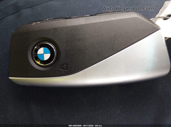 5UX53GP02S9035583 2025 BMW X3 White Vista del salpicadero
