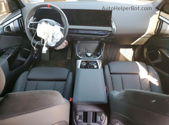 5UX73GP09T9215332 2026 BMW X3 Black Вид панелі приладів