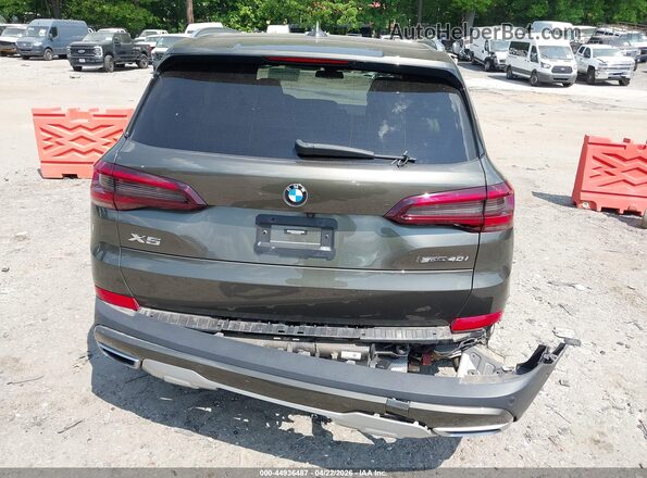 5UXCR4C01M9E69655 2021 BMW X5 Green Rear view