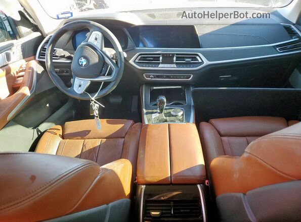 5UXCW2C01M9D88992 2021 BMW X7 Black Vista del salpicadero