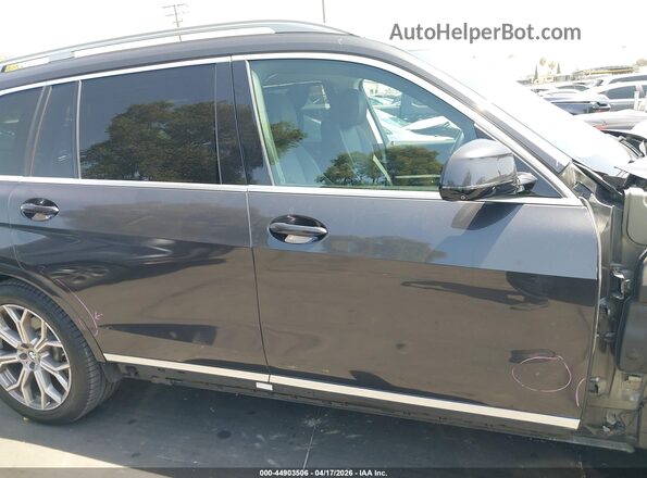 5UXCW2C03L9C02917 2020 BMW X7 Gray Սալոնի 360 աստիճան տեսք