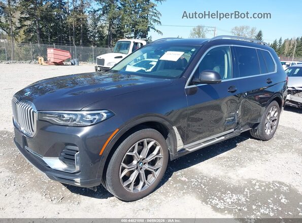 5UXCW2C03M9F64585 2021 BMW X7 Black Առջևի ձախ երեք քառորդ տեսարան