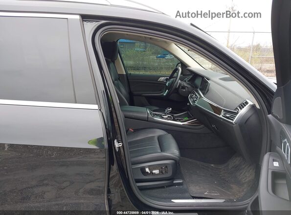 5UXCW2C04M9E36629 2021 BMW X7 Black Vista interior delantera