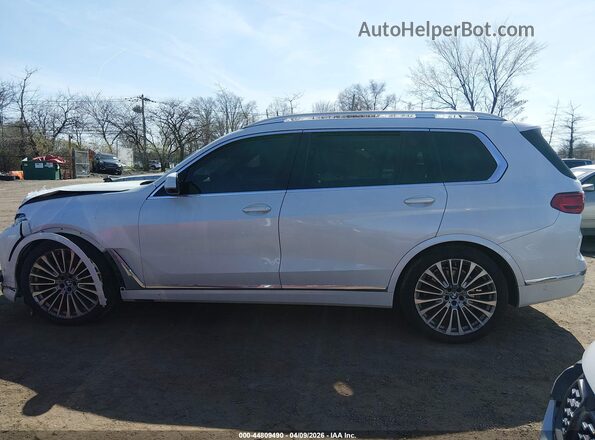 5UXCW2C07M9D82789 2021 BMW X7 White Панорамний вид салону 360°
