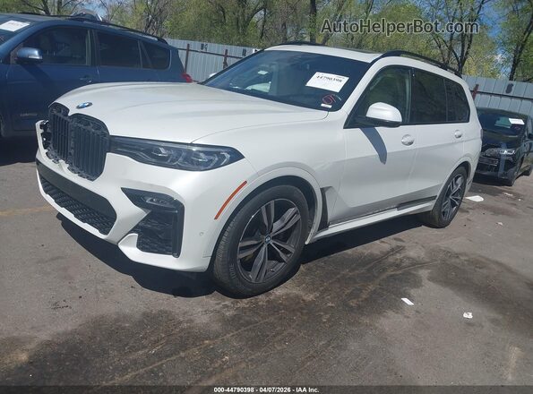5UXCW2C0XM9F12001 2021 BMW X7 White Առջևի ձախ երեք քառորդ տեսարան