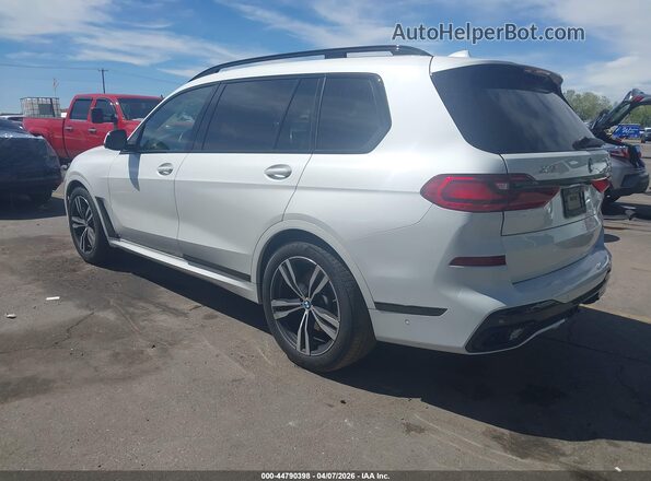 5UXCW2C0XM9F12001 2021 BMW X7 White Հետևի ձախ