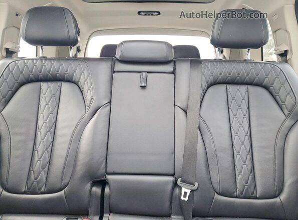 5UXCW2C51KL087356 2019 BMW X7 White Հետևի նստատեղերի տեսք