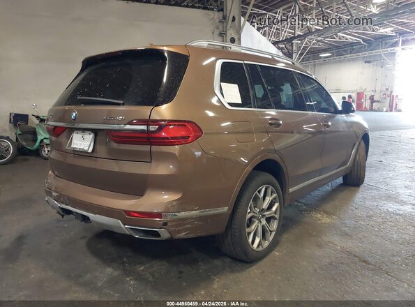 5UXCW2C54KLB43437 2019 BMW X7 Brown Задня права чверть