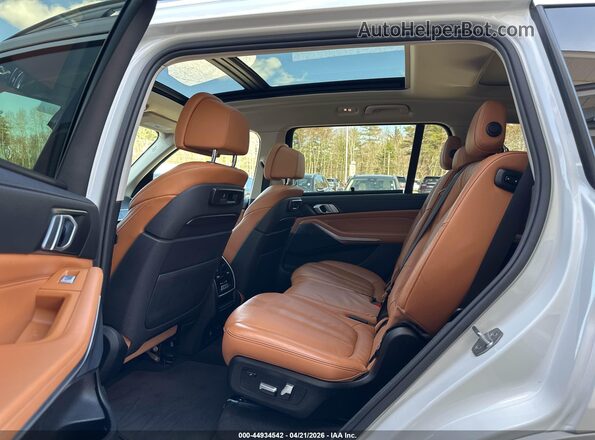 5UXCW2C59KL080798 2019 BMW X7 White VIN კოდის სტიკერის ხედი