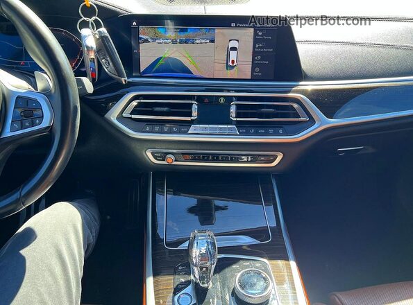5UXCX4C51KLS37426 2019 BMW X7 White Вид задніх сидінь