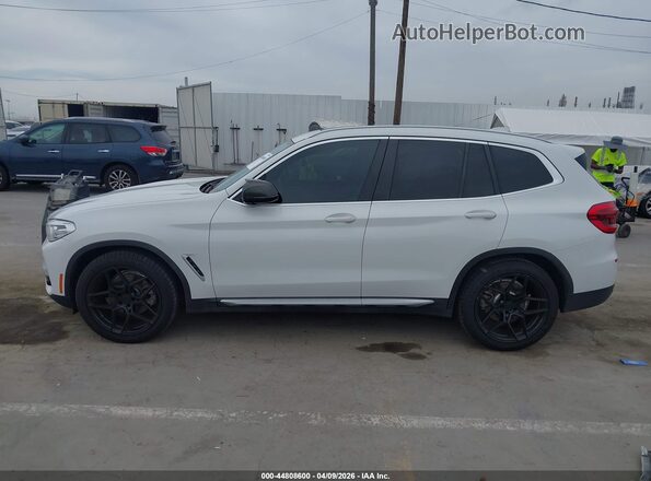 5UXTR7C57KLR46132 2019 BMW X3 White Սալոնի 360 աստիճան տեսք