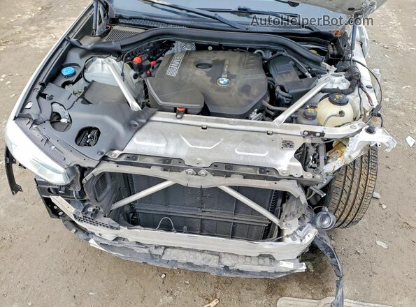 5UXTR9C50KLR05367 2019 BMW X3 White Widok komory silnika