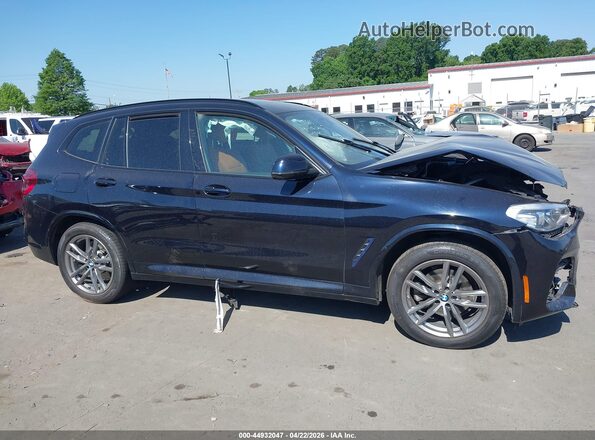 5UXTR9C52KLP92442 2019 BMW X3 Синий Вид задней части салона