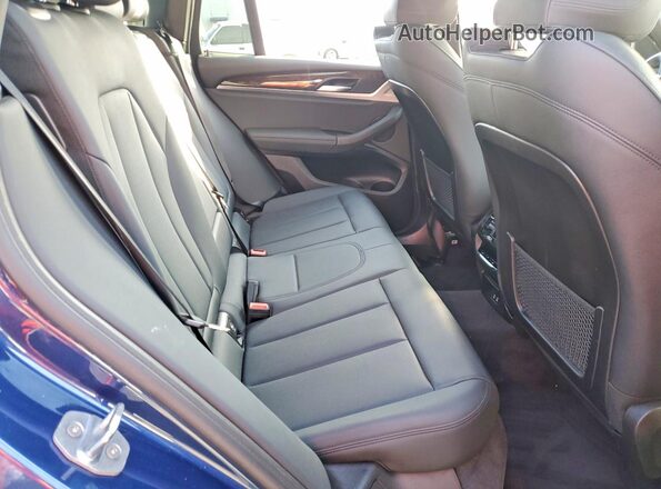 5UXTY3C05L9C13885 2020 BMW X3 Blue Widok wnętrza z tyłu