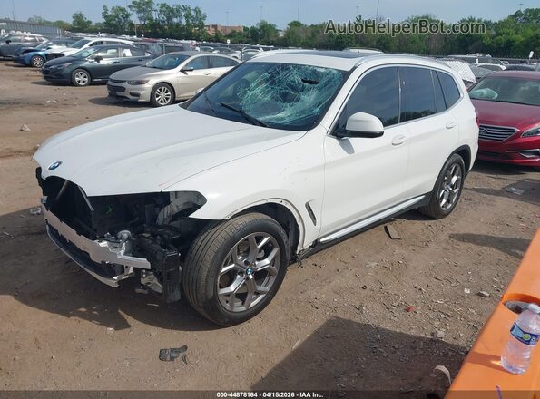 5UXTY3C05LLU70867 2020 BMW X3 White Vista tres cuartos delantera izquierda