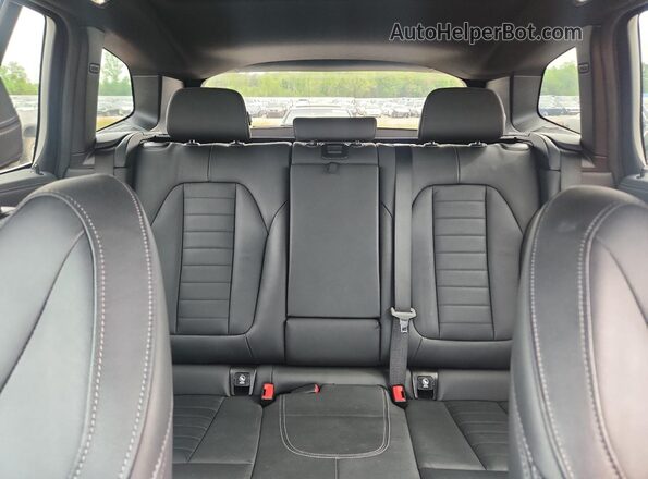 5UXTY3C07M9F84385 2021 BMW X3 Black უკანა სავარძლების ხედი