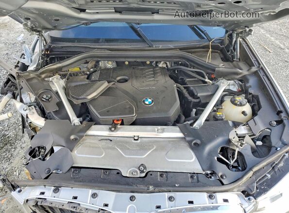 5UXTY3C08L9D32272 2020 BMW X3 Silver ძრავის განყოფილების ხედი