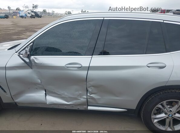 5UXTY5C07M9F07219 2021 BMW X3 Silver Панорамний вид салону 360°