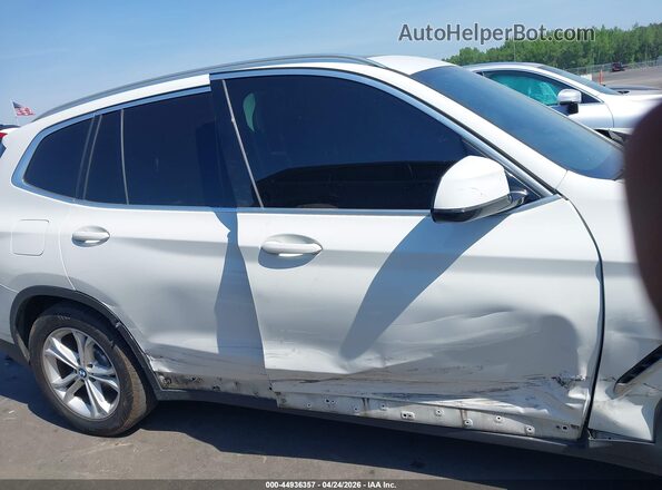 5UXTY5C0XLLT32141 2020 BMW X3 White Սալոնի հետևի տեսք