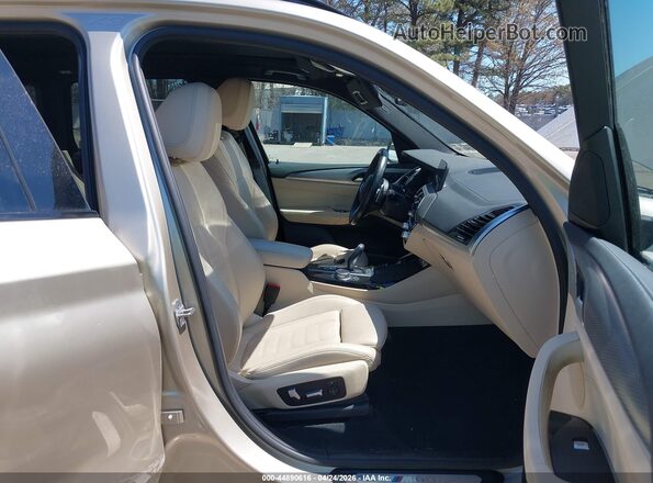 5UXTY9C06M9F98488 2021 BMW X3 Beige Սալոնի դիմացի տեսք