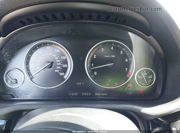 5UXWX7C34H0U44366 2017 BMW X3 White Widok tylnych siedzeń