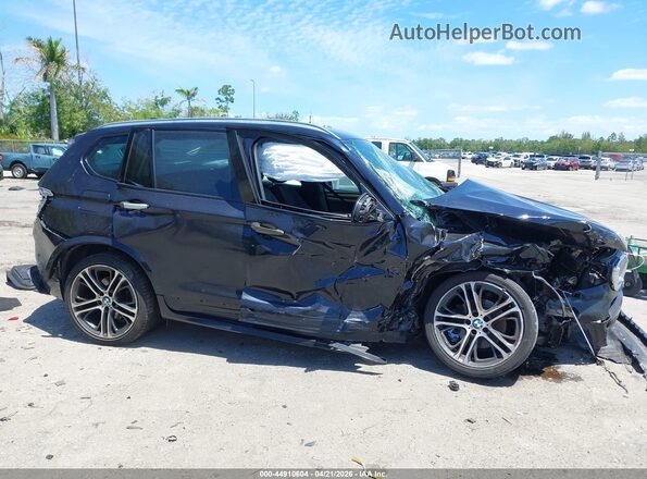 5UXWZ7C37H0V92571 2017 BMW X3 Черный Вид задней части салона