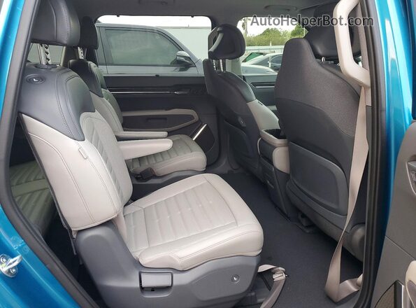 5XYADFS59SG001035 2025 KIA EV9 Blue Вид задньої частини салону