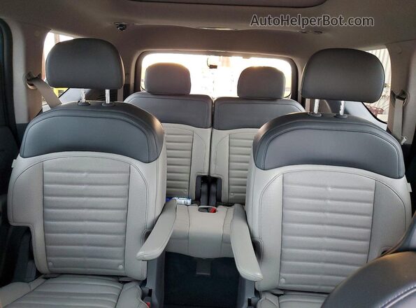 5XYADFS59SG001035 2025 KIA EV9 Blue Вид задніх сидінь