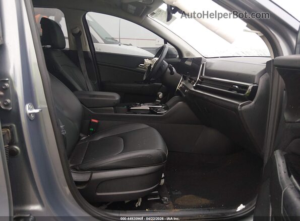 5XYK3CDF2RG144821 2024 KIA SPORTAGE Синий Вид салона спереди