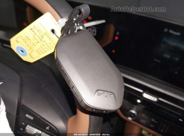 5XYK6CDF5TG352657 2026 KIA SPORTAGE Black წინა პანელის ხედი