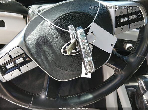 5XYP6DHC9LG024055 2020 KIA TELLURIDE White Widok deski rozdzielczej