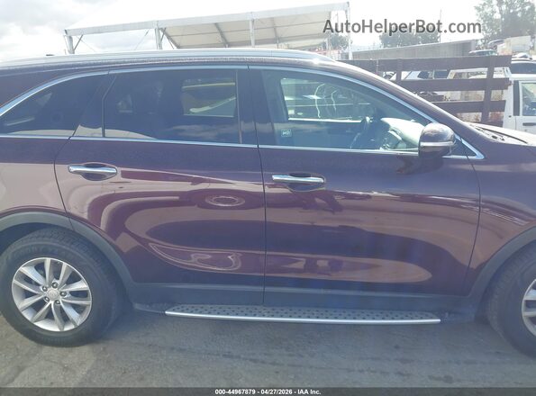 5XYPG4A39GG070336 2016 KIA SORENTO Maroon Rear interior view