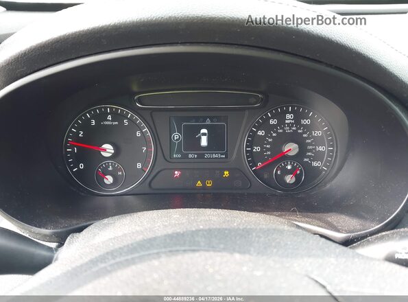 5XYPG4A3XHG250930 2017 KIA SORENTO White 