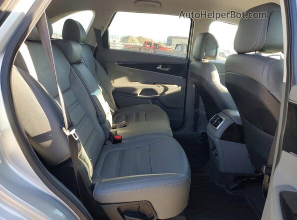 5XYPHDA11GG030800 2016 KIA SORENTO Серебряный Вид задних сидений