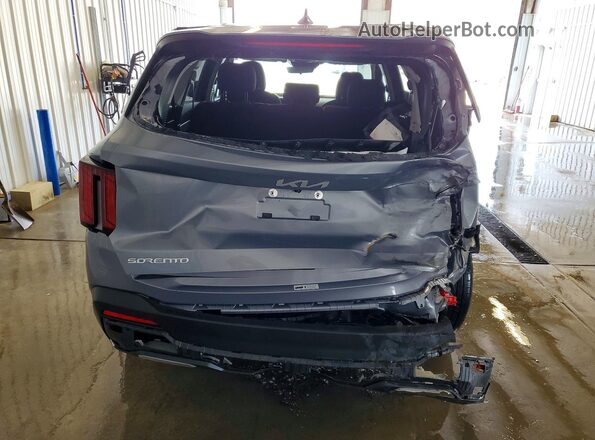 5XYRG4JC8RG293575 2024 KIA SORENTO Gray Widok z tyłu